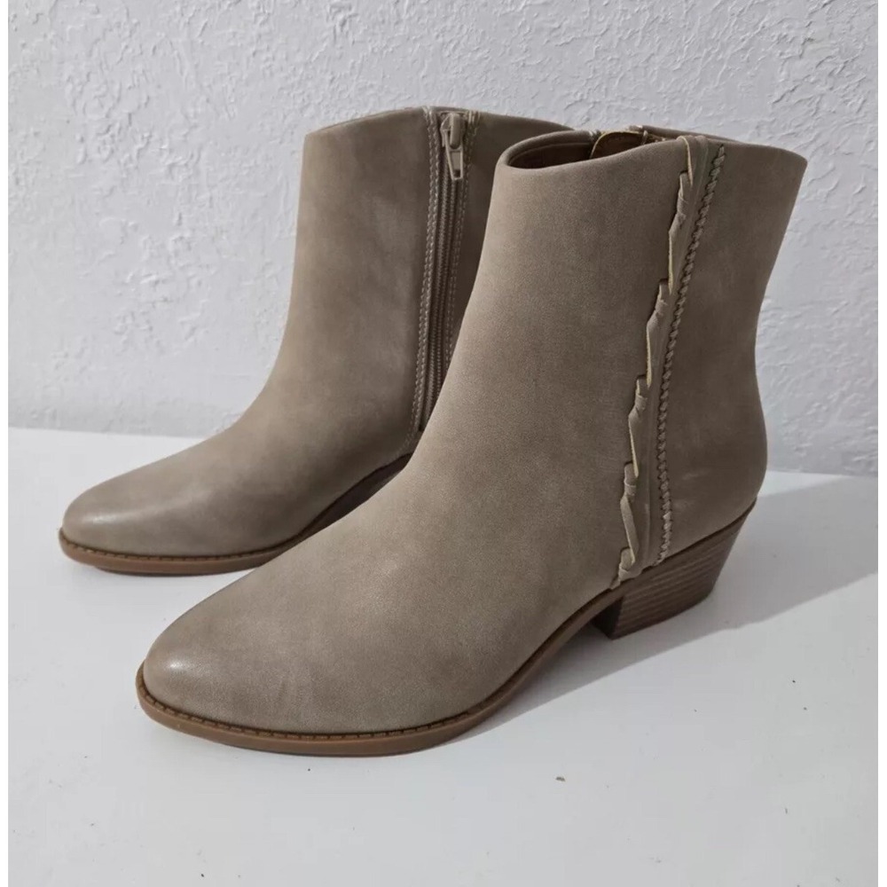 Lucky Brand 7 Taupe Faux Leather Ankle Booties Braided Whipstitch Block Heel NEW